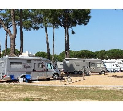 Comment trouver une aire de camping car ?