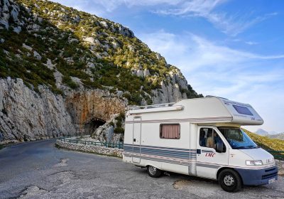 Départ en vacances : bien assurer son camping-car