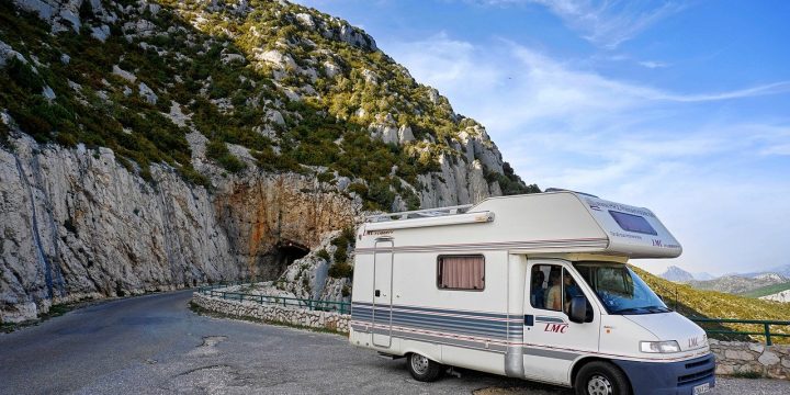 Départ en vacances : bien assurer son camping-car